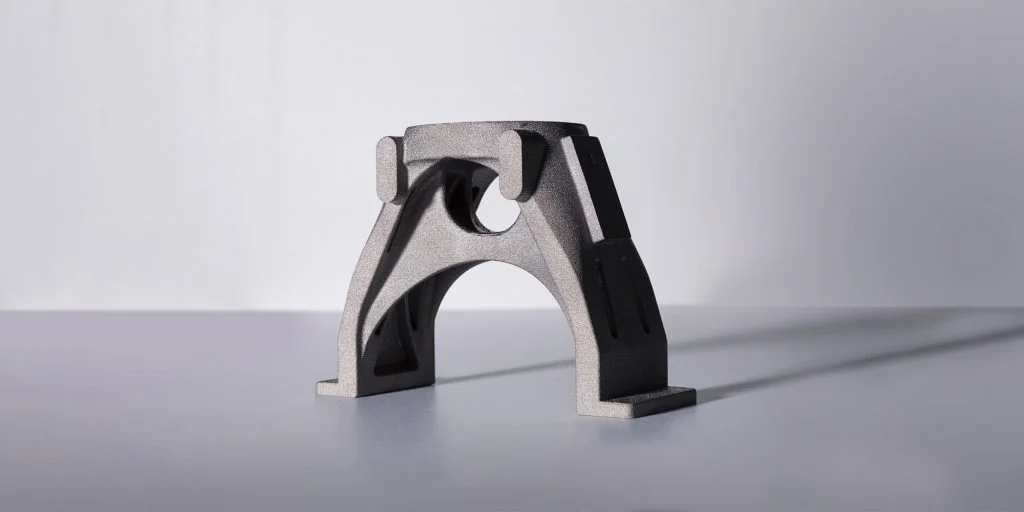 Деталь, напечатанная на 3D-принтере, демонстрирующая сложность конструкции
